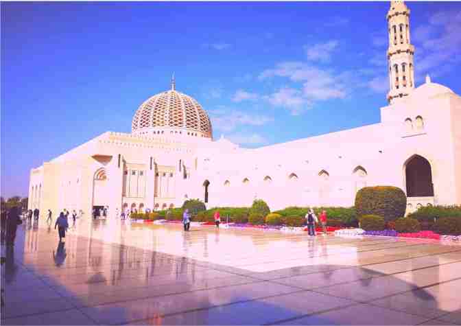 Top 15 Things To Do In Oman for a perfect family trip is a collaboration with a blog collaboration based in the middle east